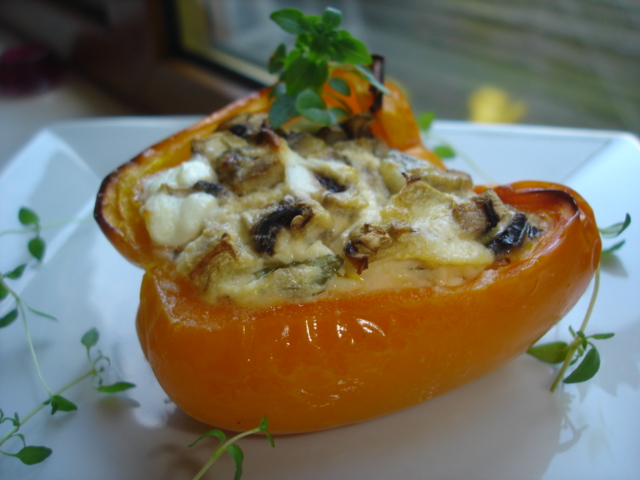 avec champignons de Paris, et mousse de Féta
