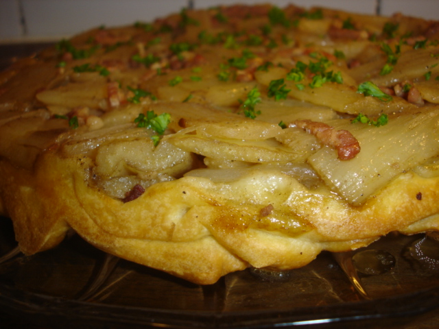 Tatin de blettes caramélisées au balsamique et allumettes de lardons Tatin de blettes caramélisées au balsamique et allumettes de lardons