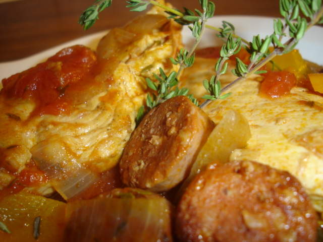 Poulet au chorizo, thym et poivron jaune Poulet au chorizo, thym et poivron jaune